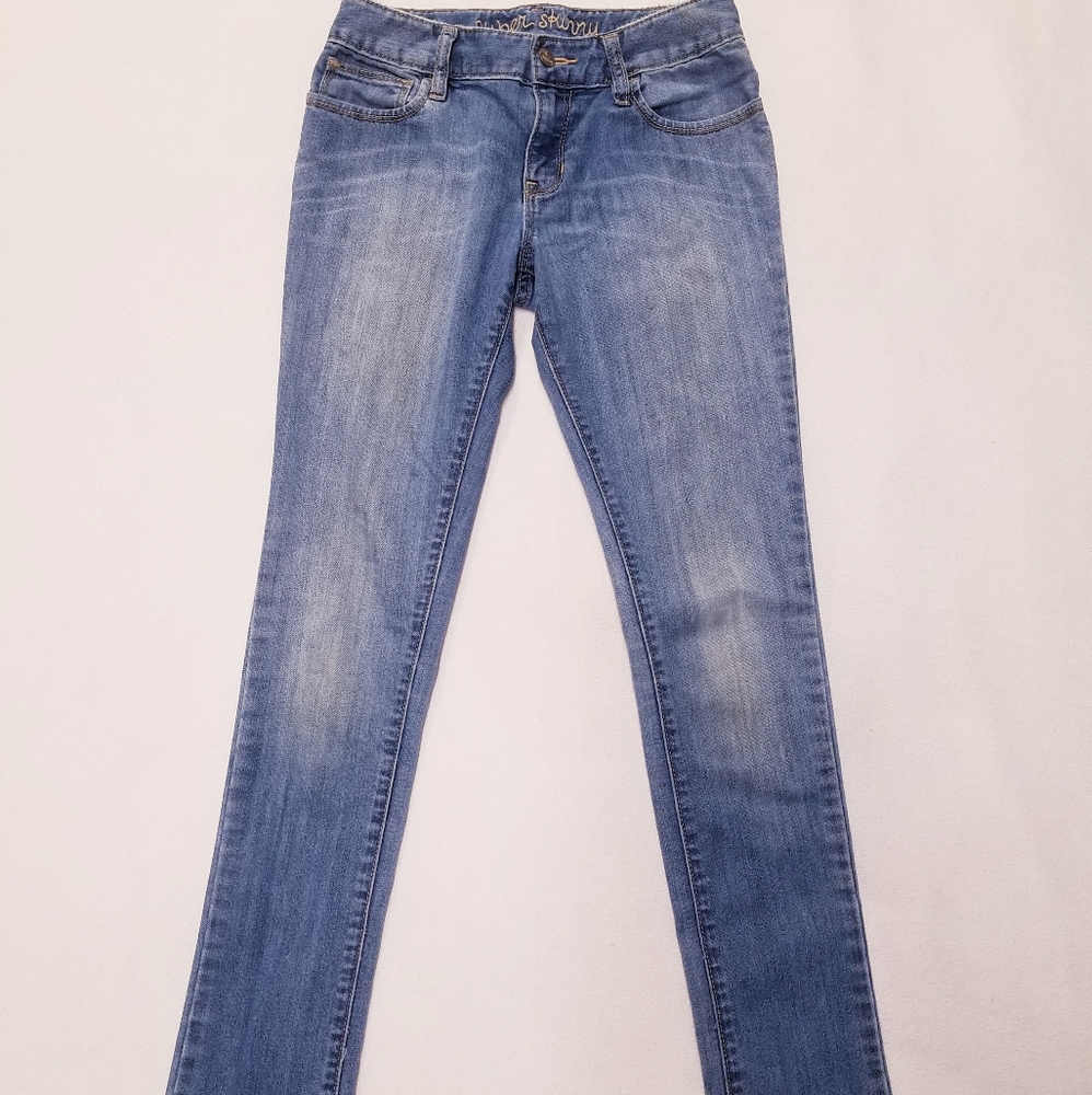 Old Navy Super Skinny Jeans. Size 14.